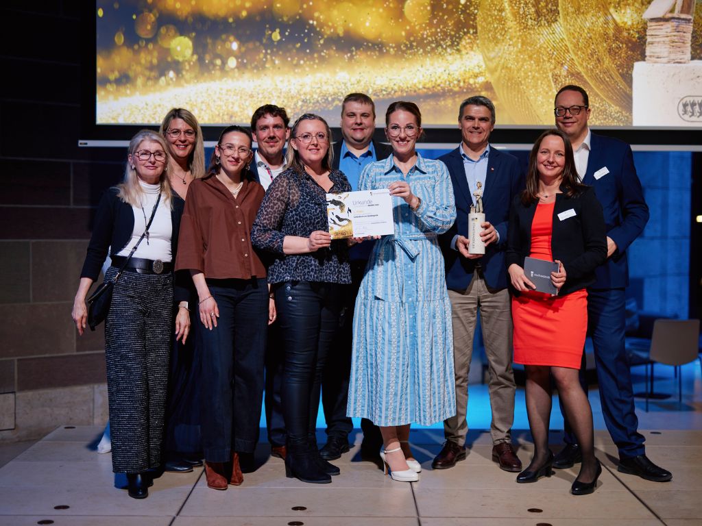 Team aus Leutenbach bei der Preisverleihung des Staatsanzeiger Awards 2025